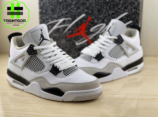 Air Jordan 4 - Military Black